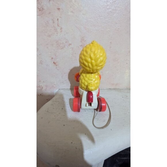 Sesame Street Big Bird Pull Toy Vintage 1980s With red  and blue wheels - Picture 7 of 10